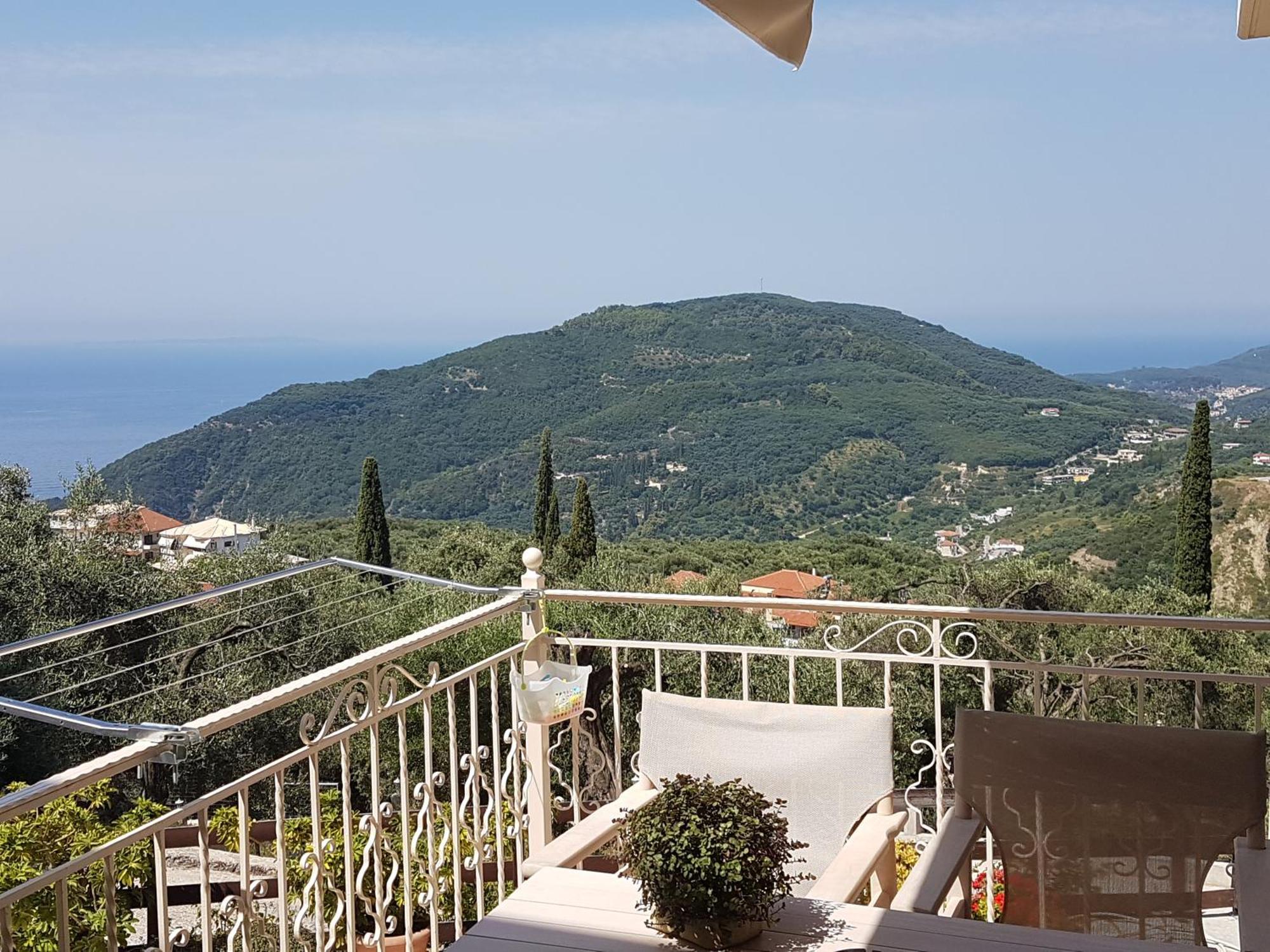 Vito'S Parga View Apartments 객실 사진